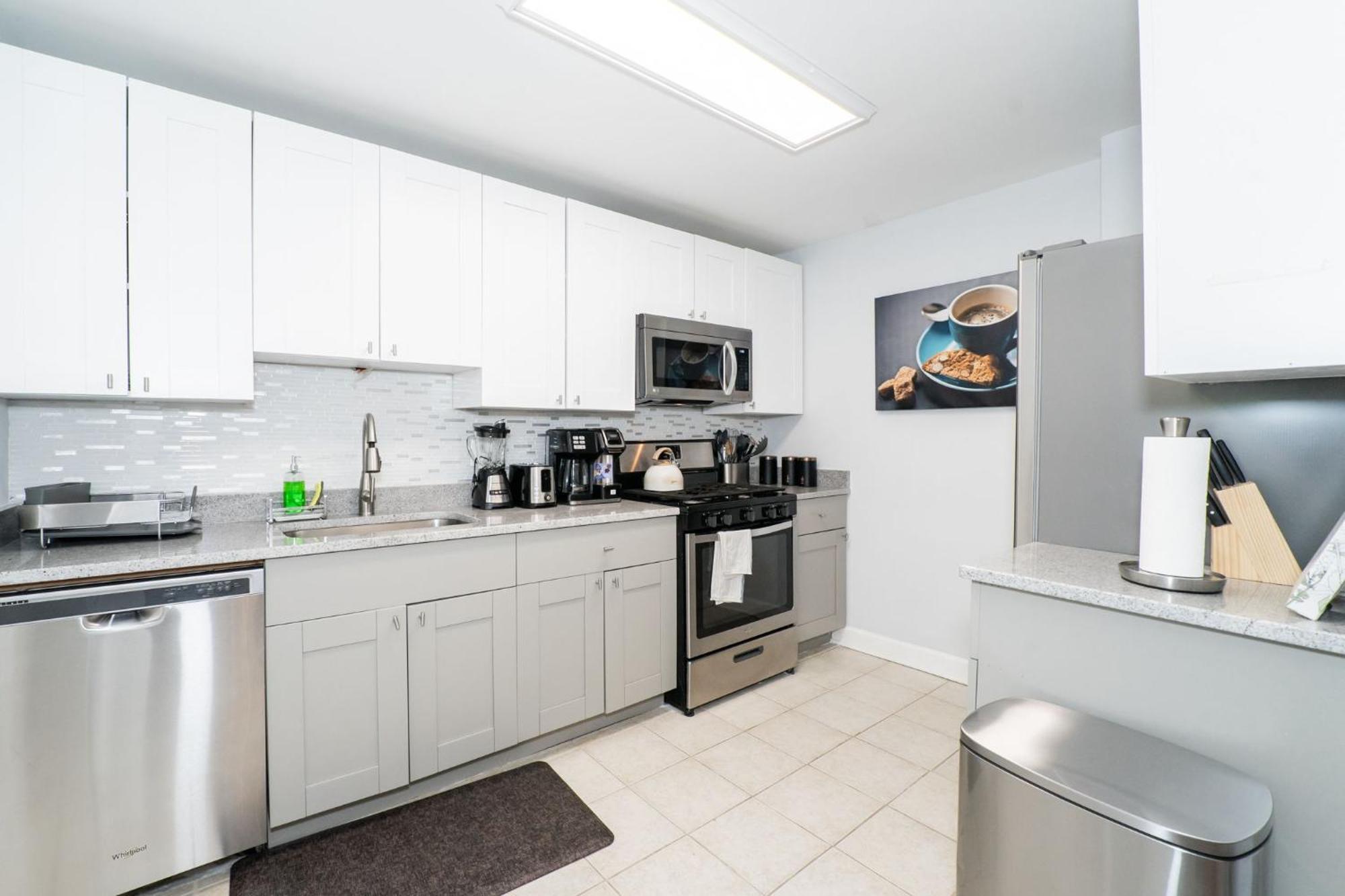 21Floor-Renovated 2Br,1Bath King And Queen Bed And Parking Atlanta Exterior foto